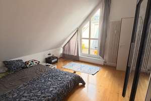 Wohnen mit Charakter: 2,5-Zimmer-Dachgeschosswohnung in Obersendling – Boschetsrieder Strasse 55, 81379 Obersendling, München – Vorschaubild 3