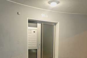 Schicke 2,5 Zimmer mit großer Küche und Parkett – Die vollständige Adresse der Immobilie erhältst du vom Anbieter., 41061 Gladbach, Mönchengladbach – Vorschaubild 2