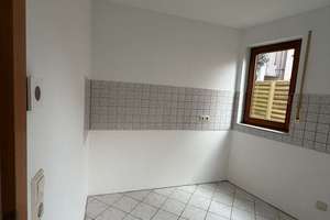 Großzügige Hochparterrewohnung mit Rundum-Terrasse – Schaffstallstraße 15, 72762 Reutlingen-Mitte, Reutlingen – Vorschaubild 7