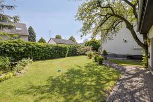 freistehendes EFH mit schön angelegtem Garten! Keller + Garage – Bonn – Vorschaubild 34