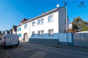 Neuer Preis!
Einzigartige Wohnmöglichkeiten auf großzügigem Grundstück! – Die vollständige Adresse der Immobilie erhältst du vom Anbieter., 64297 Eberstadt, Darmstadt – Vorschaubild 3