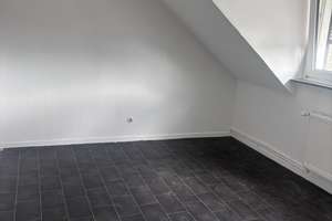 Helle 3-Zimmer Dachgeschosswohnung mit Garage in Bochum-Hiltrop – Die vollständige Adresse der Immobilie erhältst du vom Anbieter., 44805 Bergen/Hiltrop, Bochum – Vorschaubild 9