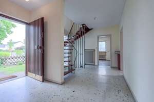 Einfamilienhaus mit Garten, Terrasse und Garage in Bonn-Niederholtorf – Die vollständige Adresse der Immobilie erhältst du vom Anbieter., 53229 Holtorf, Bonn – Vorschaubild 7