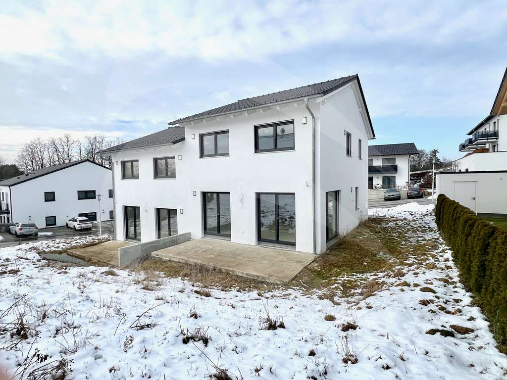 Immobilie in Windorf - Erstbezug KFW55: Helle Doppelhaushälfte mit Südausrichtung - Bild 2