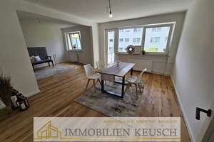 Umfangreich sanierte 4-Zi.Whg. mit Balkon in ruhiger und begehrter Lage. Einziehen und Wohlfühlen ! – Die vollständige Adresse der Immobilie erhältst du vom Anbieter., 28213 Riensberg, Bremen – Vorschaubild 3