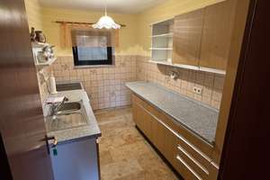 Großzügiges Einfamilienhaus mit Doppelgarage und Werkstatt – Die vollständige Adresse der Immobilie erhältst du vom Anbieter., 95659 Arzberg – Vorschaubild 47