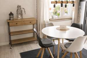 Modernisiertes Zweifamilienhaus mit viel zusätzlicher Nutzfläche und Garten – Die vollständige Adresse der Immobilie erhältst du vom Anbieter., 64295 Darmstadt-West, Darmstadt – Vorschaubild 2