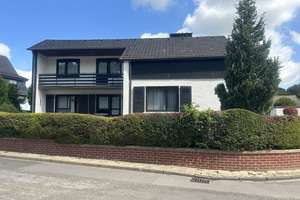 Frei stehendes Zweifamilienhaus in einem ruhigen, begehrten Wohnviertel – Die vollständige Adresse der Immobilie erhältst du vom Anbieter., 52477 Alsdorf – Vorschaubild 3