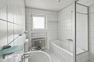 Viel Platz für die Familie: Helle 4-Zimmer-Wohnung mit Balkon und Garage in Leverkusen-Opladen! – Die vollständige Adresse der Immobilie erhältst du vom Anbieter., 51379 Opladen, Leverkusen – Vorschaubild 10