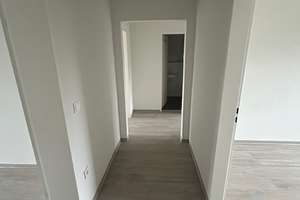Ansprechende  3-Zimmer-Wohnung mit Wand und Bodenbelag – 44149 Kley, Dortmund – Vorschaubild 4