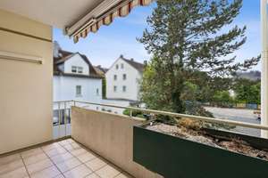 Zentral wohnen in Siegen: Gepflegte 3-Zimmer-Wohnung mit Parkett, Einbauküche & Garage – 57072 Siegen, Siegen – Vorschaubild 9