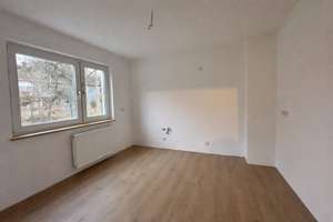 Gepflegtes Einfamilienhaus (Doppelhaushälfte) in Wiesbaden-Biebrich – Hambacher Straße 0, 65187 Biebrich, Wiesbaden – Vorschaubild 16