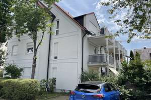 Gepflegte Dreizimmerwohnung mit Balkon und TG-Stellplatz in A.-Haunstetten zu verkaufen