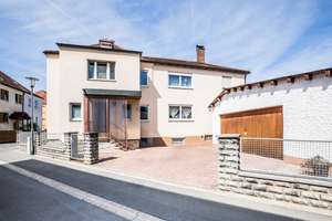 Haus mit viel Potenzial - Ihr neues Zuhause in bester Innenstadtlage! – Die vollständige Adresse der Immobilie erhältst du vom Anbieter., 95445 Roter Hügel, Bayreuth – Vorschaubild 12
