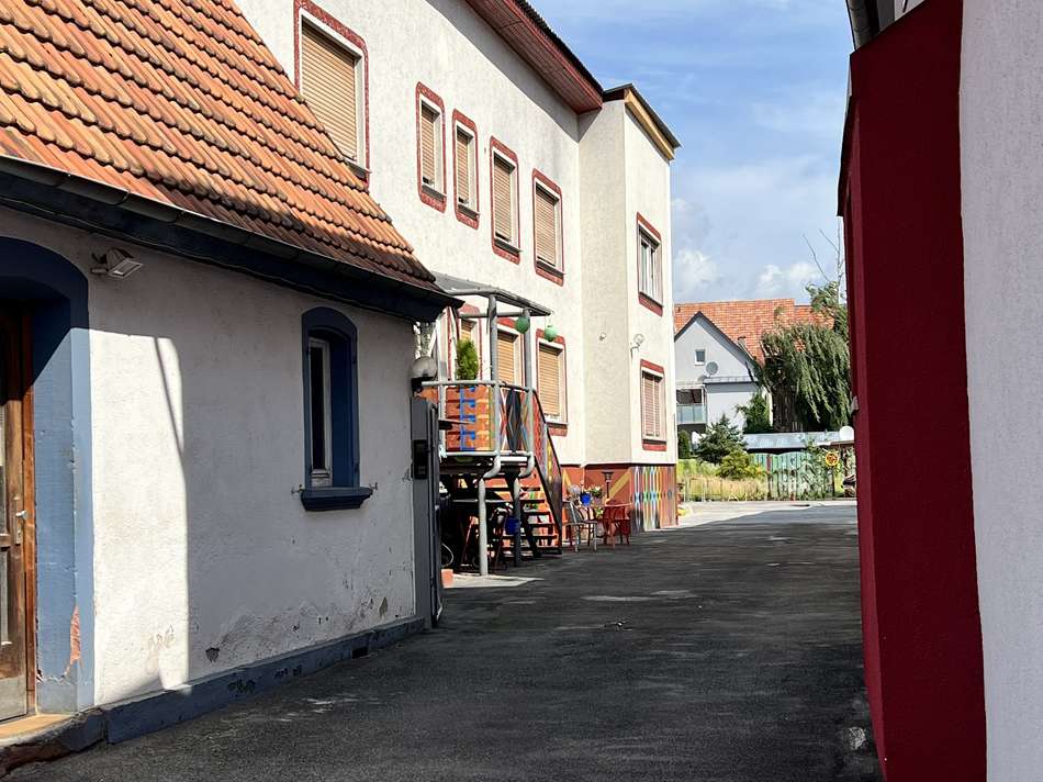 Straßenansicht