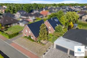 Wohnen und Arbeiten auf hohem Niveau~EFH mit vielseitig nutzbarem Praxisbereich in Westoverledingen – Die vollständige Adresse der Immobilie erhältst du vom Anbieter., 26810 Westoverledingen – Vorschaubild 1