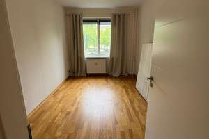 Tolle 3-Zimmerwohnung in Schmargendorf mit Balkon – Die vollständige Adresse der Immobilie erhältst du vom Anbieter., 14193 Schmargendorf, Berlin – Vorschaubild 3