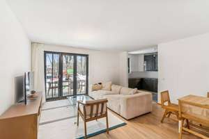 Moderne 3-Zimmer-Wohnung mit Terrasse
und unverbaubarem Blick ins Grüne – Die vollständige Adresse der Immobilie erhältst du vom Anbieter., 80995 Ludwigsfeld, München – Vorschaubild 2