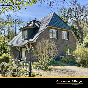 Traumhaftes Haus mit Zugang zum Alsterlauf