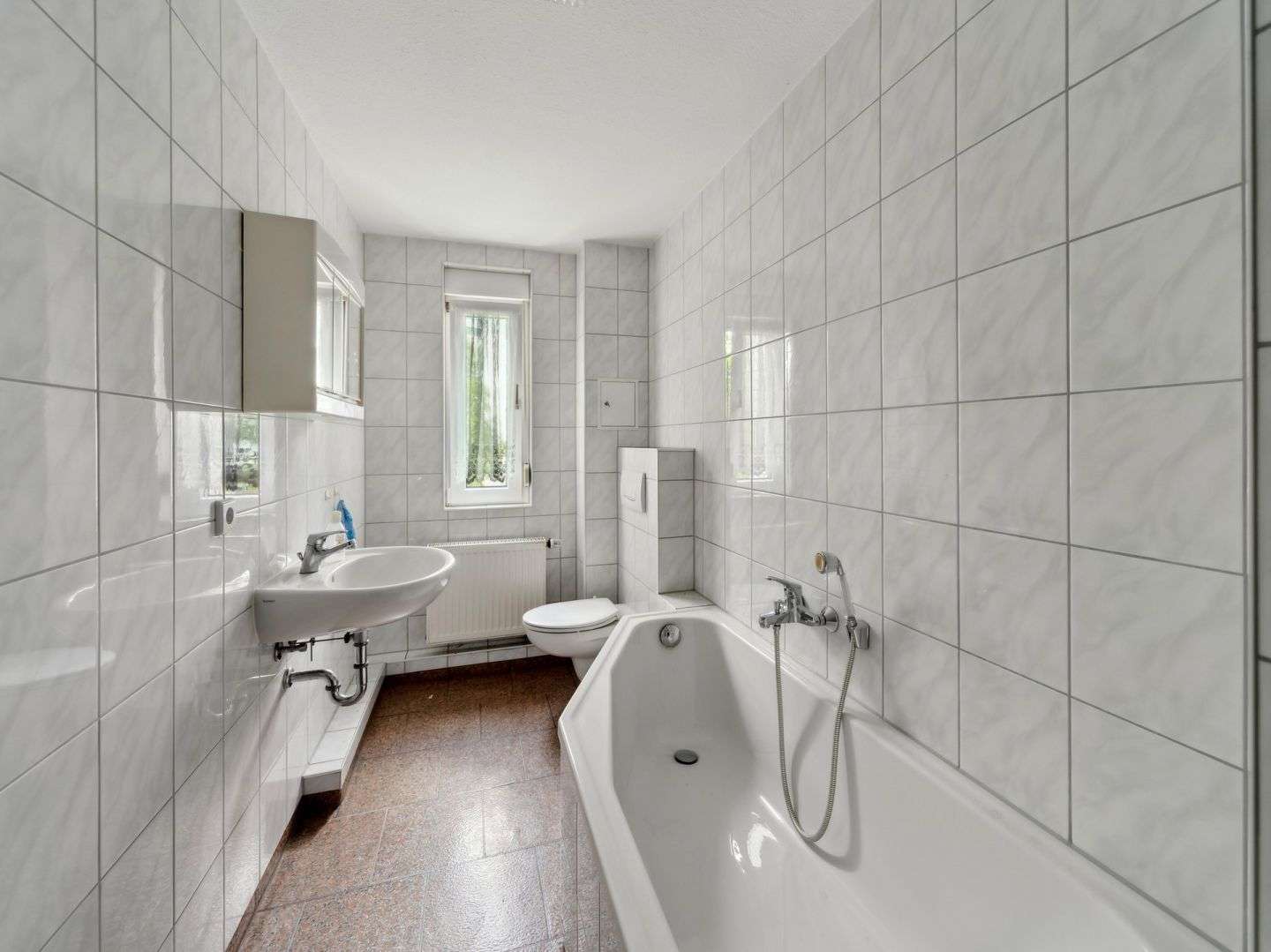 Immobilie in Torgau - Torgau - schönes Mehrparteienhaus mit 3 Einheiten und schönem Garten - attraktiv auch für Familien - Bild 5