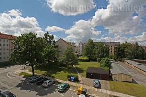 Sonnenbalkon... neues Laminat... Bad mit Fenster... – Lortzingstraße 21, 9119 Kapellenberg, Chemnitz – Vorschaubild 7