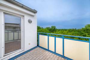 ⭐️ Dachgeschoss-Traum mit Blick auf den Weißensee - Helle 3-Zi Whg mit großer Dachterrasse – Die vollständige Adresse der Immobilie erhältst du vom Anbieter., 13088 Weißensee, Berlin – Vorschaubild 4