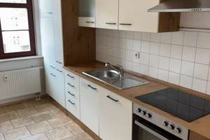 Moderne sonnige 2-R-Wohnung mit Einbauküche im 1.OG mit Balkon + PKW-Stellplatz – Clausstraße 101, 9126 Lutherviertel, Chemnitz – Vorschaubild 1