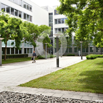 Schön ausgebaute Büroflächen im Westend. combine Transaction