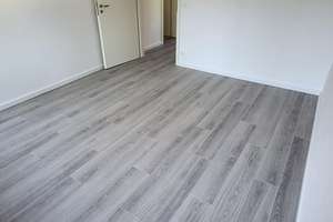 Erdgeschoß-frisch renoviert-separater Eingang-Balkon-Tiefgarage-von Privat – Elmshorner Straße 15, 25421 Pinneberg – Vorschaubild 8