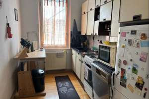 Charmante 2-Zimmer-Wohnung im 3. OG eines Ensembleschutz-Hauses in Nürnberg Steinbühl – Die vollständige Adresse der Immobilie erhältst du vom Anbieter., 90443 Steinbühl, Nürnberg – Vorschaubild 4