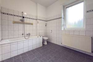Frisch modernisierte 2-Zimmer-Wohnung – Ziegelhorststraße 63, 47169 Röttgersbach, Duisburg – Vorschaubild 2
