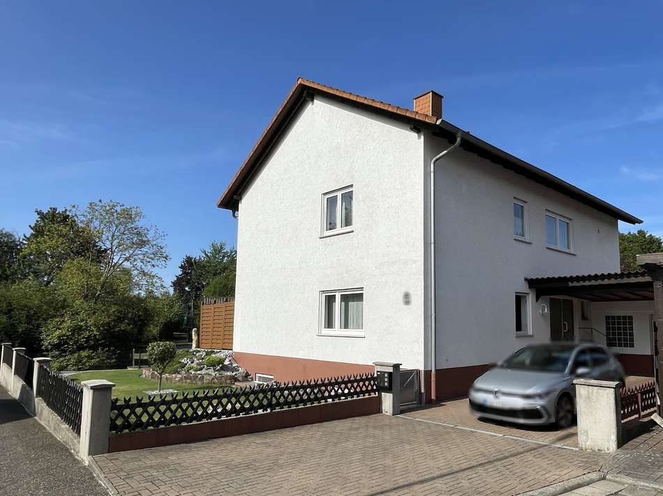 Hauseingang Wohnung EG