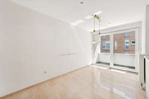 Attraktive Architektur in bester Lage: Modernes Reihenmittelhaus mit Dachterrasse, Atrium und Garage – Die vollständige Adresse der Immobilie erhältst du vom Anbieter., 68723 Schwetzingen – Vorschaubild 11