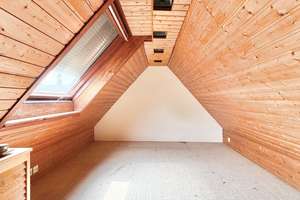 Gurkenland: Familienglück! Einziehen, ankommen, wohlfühlen. Großes EFH/2FH mit Garten und Garage – 40229 Eller, Düsseldorf – Vorschaubild 36