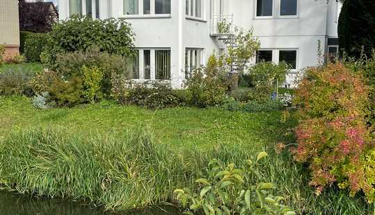 Bild von Großzügiger Bungalow mit hellen, lichtdurchfluteten Räumen und Blick in die Natur