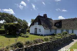 Teil eines Reetdachanwesens mit herrlichem Weitblick ! – Die vollständige Adresse der Immobilie erhältst du vom Anbieter., 25980 Sylt (Gemeinde) – Vorschaubild 1