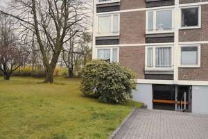 Einziehen & wohlfühlen: Kernsanierte 3 Zimmer-Wohnung mit Loggia