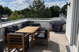 Sonnige  2-Zimmer-Dachgeschosswohnung in München-Trudering – Die vollständige Adresse der Immobilie erhältst du vom Anbieter., 81825 Gartenstadt Trudering, München – Vorschaubild 4