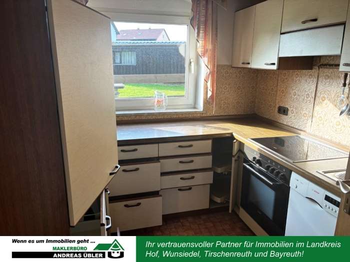 Immobilie in Pullenreuth - Ländliches Zweifamilienhaus mit viel Grün - Bild 2