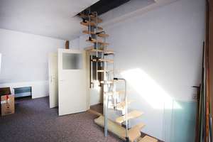 Rentables 3-Familienhaus mit viel Potenzial in guter Lage! – Die vollständige Adresse der Immobilie erhältst du vom Anbieter., 39130 Neu Olvenstedt, Magdeburg – Vorschaubild 10
