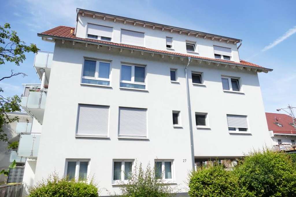 Neuwertige, noble, bezugsfreie 3-Zi.-DG-ETW im "Dörfel"