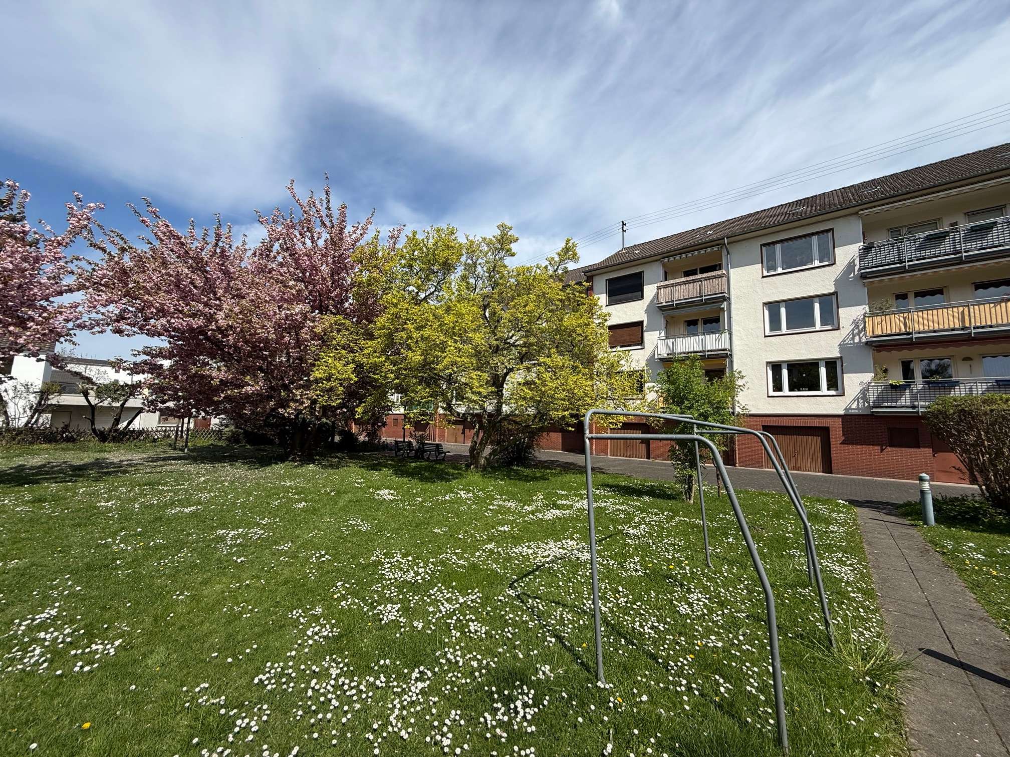 Sanierungsbedürftige 2 Zimmer Wohnung in TOP Lage von Bonn Beuel, Bonn – Bild 4