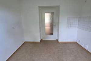 NEU !!! renovierte 3-Raum-Wohnung mit Balkon in ruhiger Lage – Heinrich-von-Kleist-Straße 19, 6749 Bitterfeld-Wolfen – Vorschaubild 5