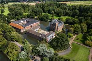 Seniorengerechtes Wohnen in restauriertem Burgambiente