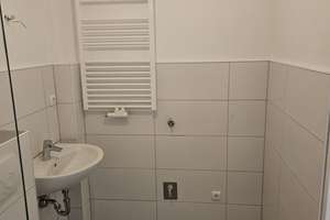 Helle gepflegte 2 Zimmer Wohnung Duisburg Wanheimerort 1OG 58 m² – Fischerstraße 52, 47055 Wanheimerort, Duisburg – Vorschaubild 3