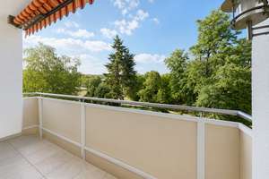 Charmante 3-Zimmer-Wohnung mit Loggia und individuellem Gestaltungspotenzial. – Die vollständige Adresse der Immobilie erhältst du vom Anbieter., 56077 Asterstein, Koblenz – Vorschaubild 1