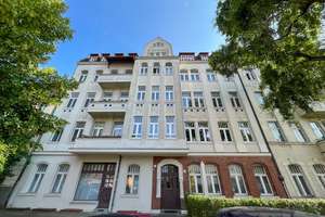 Attraktive Kaptalanlage - 2-Zimmer Altbauwohnung – Die vollständige Adresse der Immobilie erhältst du vom Anbieter., 10365 Lichtenberg (Ortsteil), Berlin – Vorschaubild 1