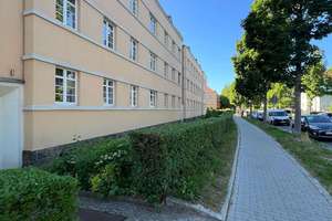 Gefragte Wohnungsgröße im Denkmalensemble! Vermietete 4-Zimmer-Wohnung mit Balkon und Stellplatz – Die vollständige Adresse der Immobilie erhältst du vom Anbieter., 1219 Strehlen, Dresden – Vorschaubild 13