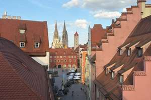 Charmante 2,5-Zimmer-Altbauwohnung in der Regensburger Altstadt