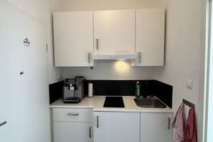 1-Zi.Wohnung 30 m² möbliert | 850€ |zentral nahe Uni BT ab 15.09. – Rathenaustraße 28, 95444 Altstadt, Bayreuth – Vorschaubild 3
